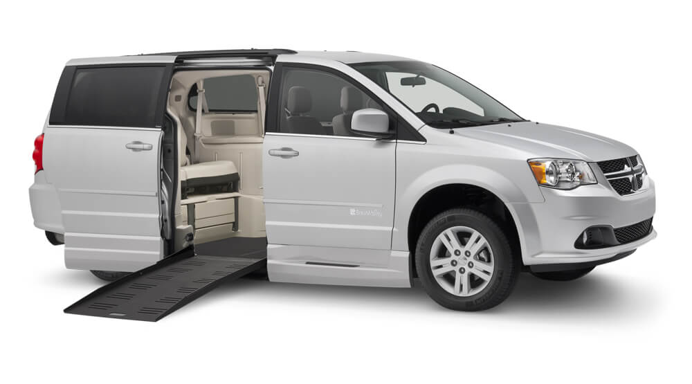 Coca vacante caravana Fold Out Ramp Conversions - MobilityWorks